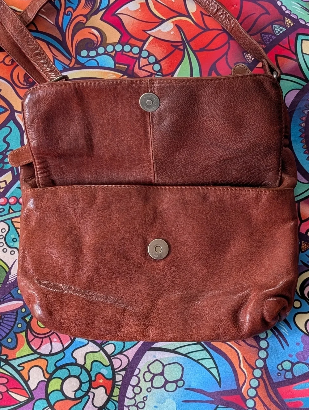 Antonio Valeria Chestnut Brown Leather Crossbody Bag Purse Adjustable Strap